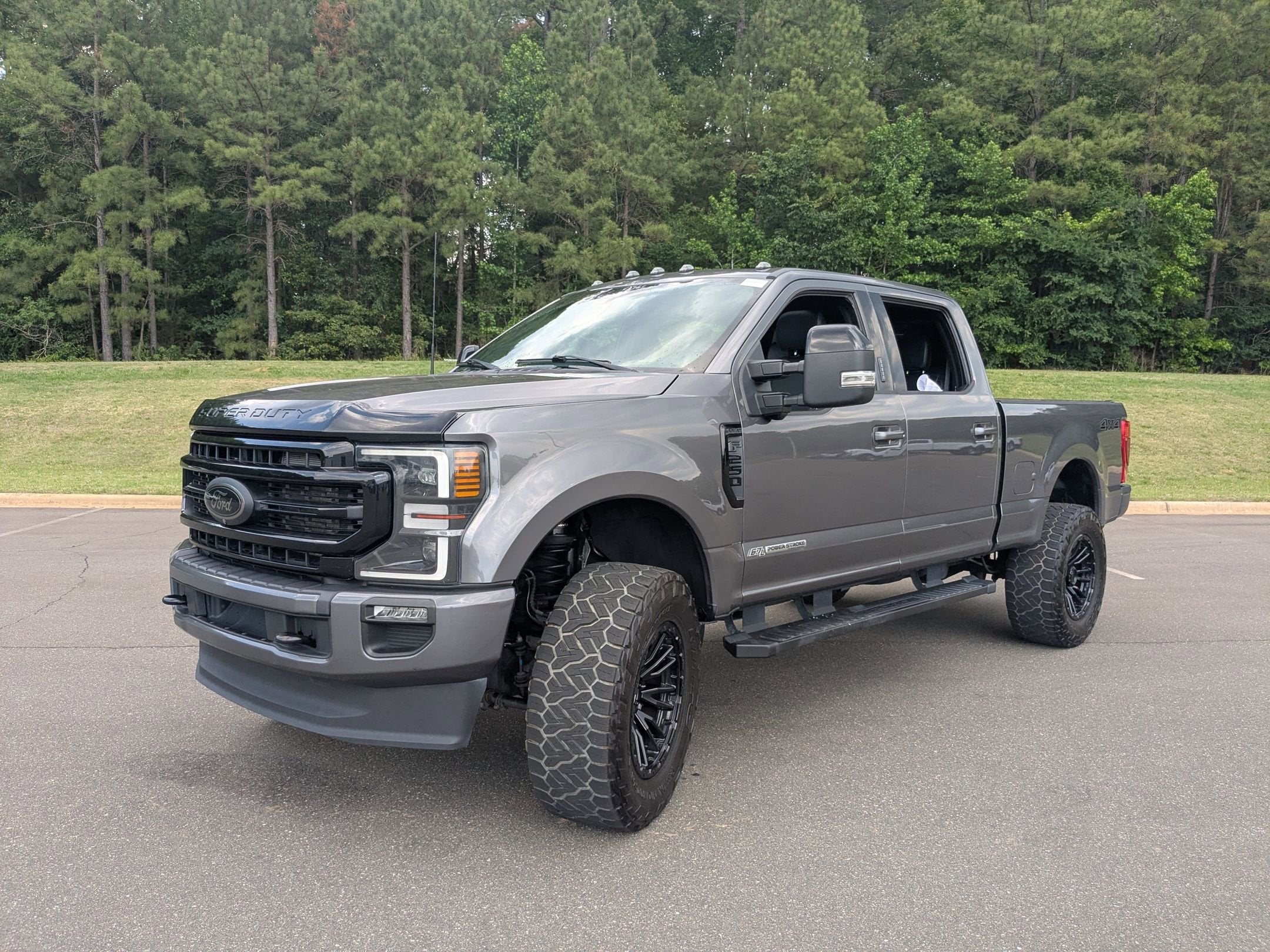 2022 Ford Super Duty F-250 SRW LARIAT