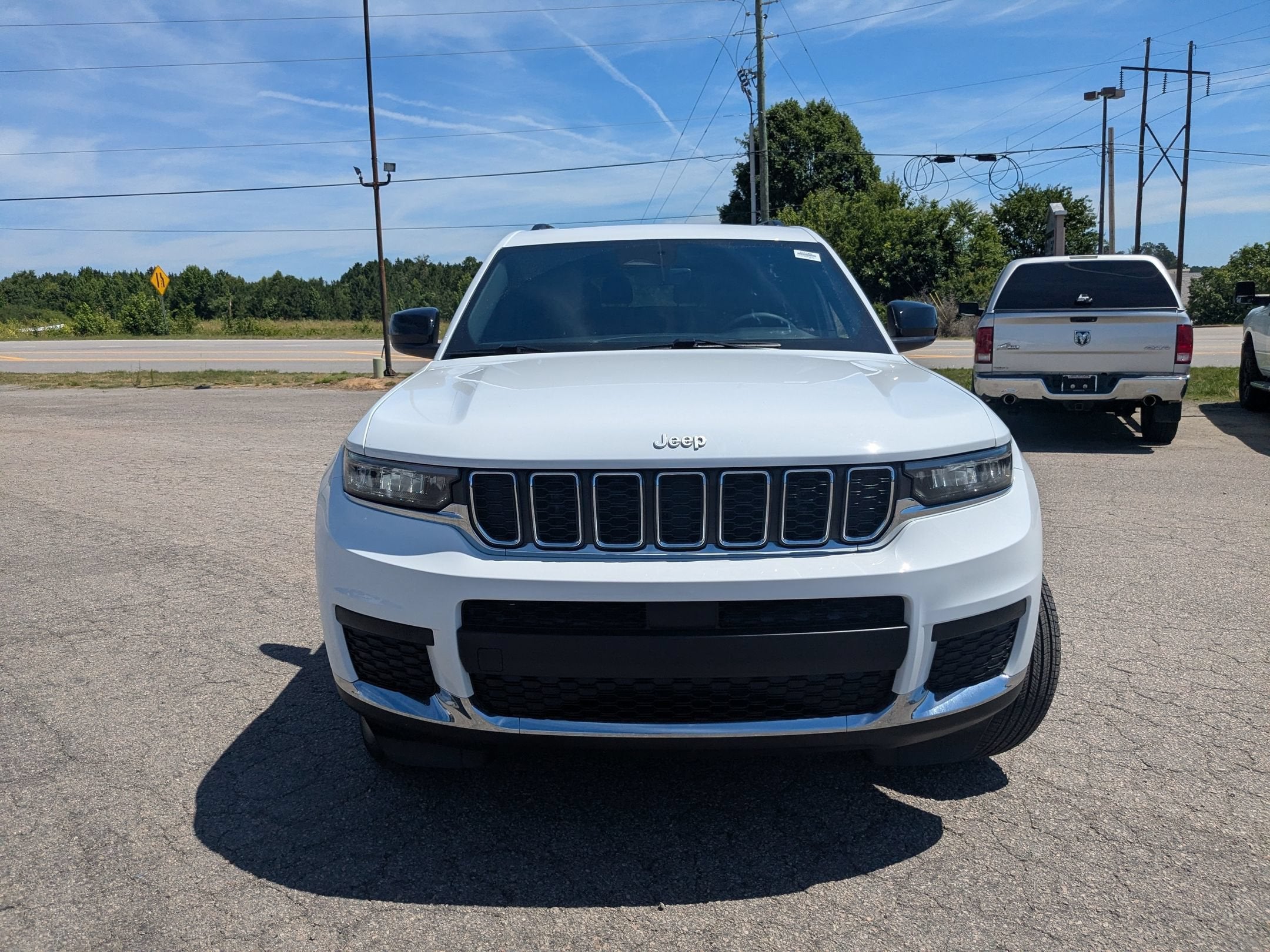 2025 Jeep Grand Cherokee L Laredo X 4x4