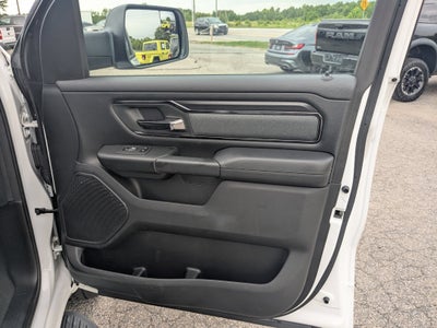 2023 RAM 1500 Big Horn Crew Cab 4x4 5'7' Box