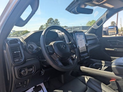 2022 RAM 1500 Limited Crew Cab 4x4 5'7' Box