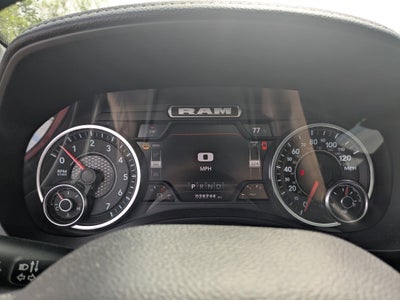 2022 RAM 1500 Laramie Crew Cab 4x4 6'4' Box