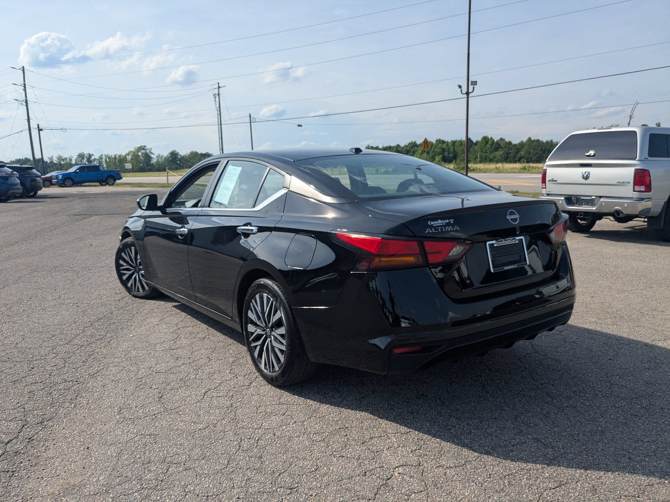 2024 Nissan Altima SV FWD