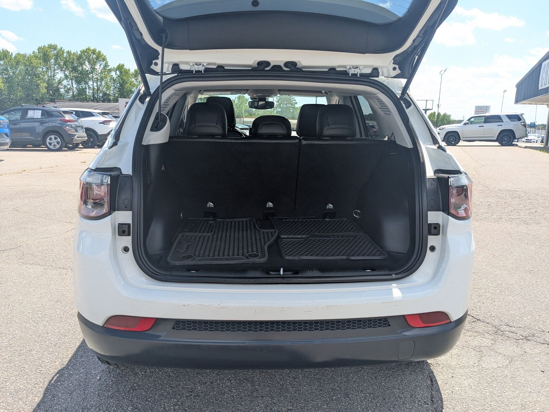 2022 Jeep Compass Latitude FWD