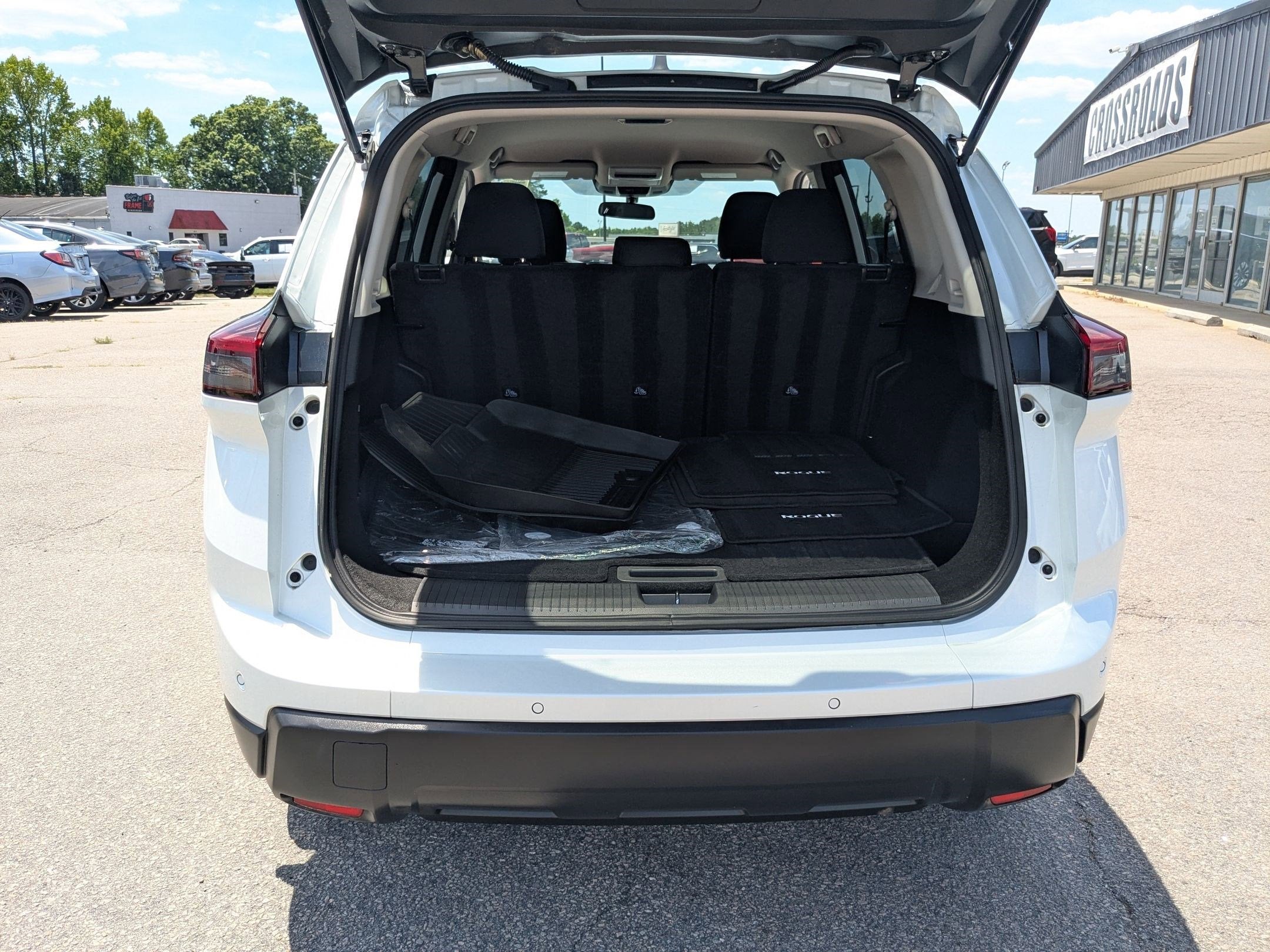 2025 Nissan Rogue S FWD