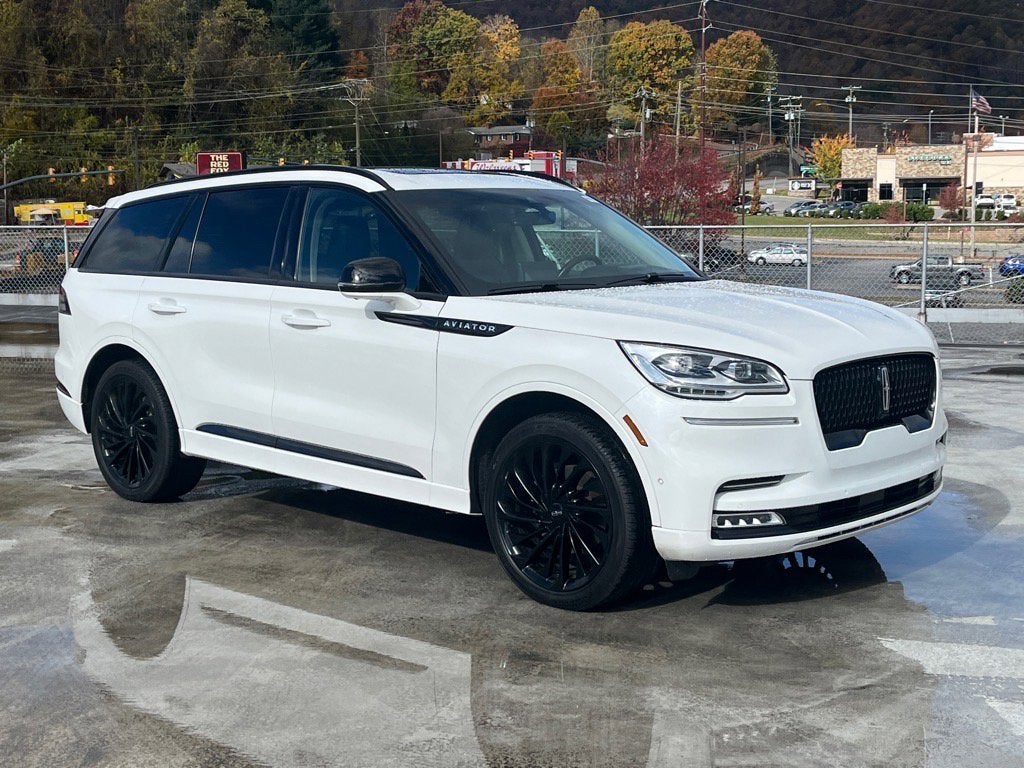 2022 Lincoln Aviator Reserve