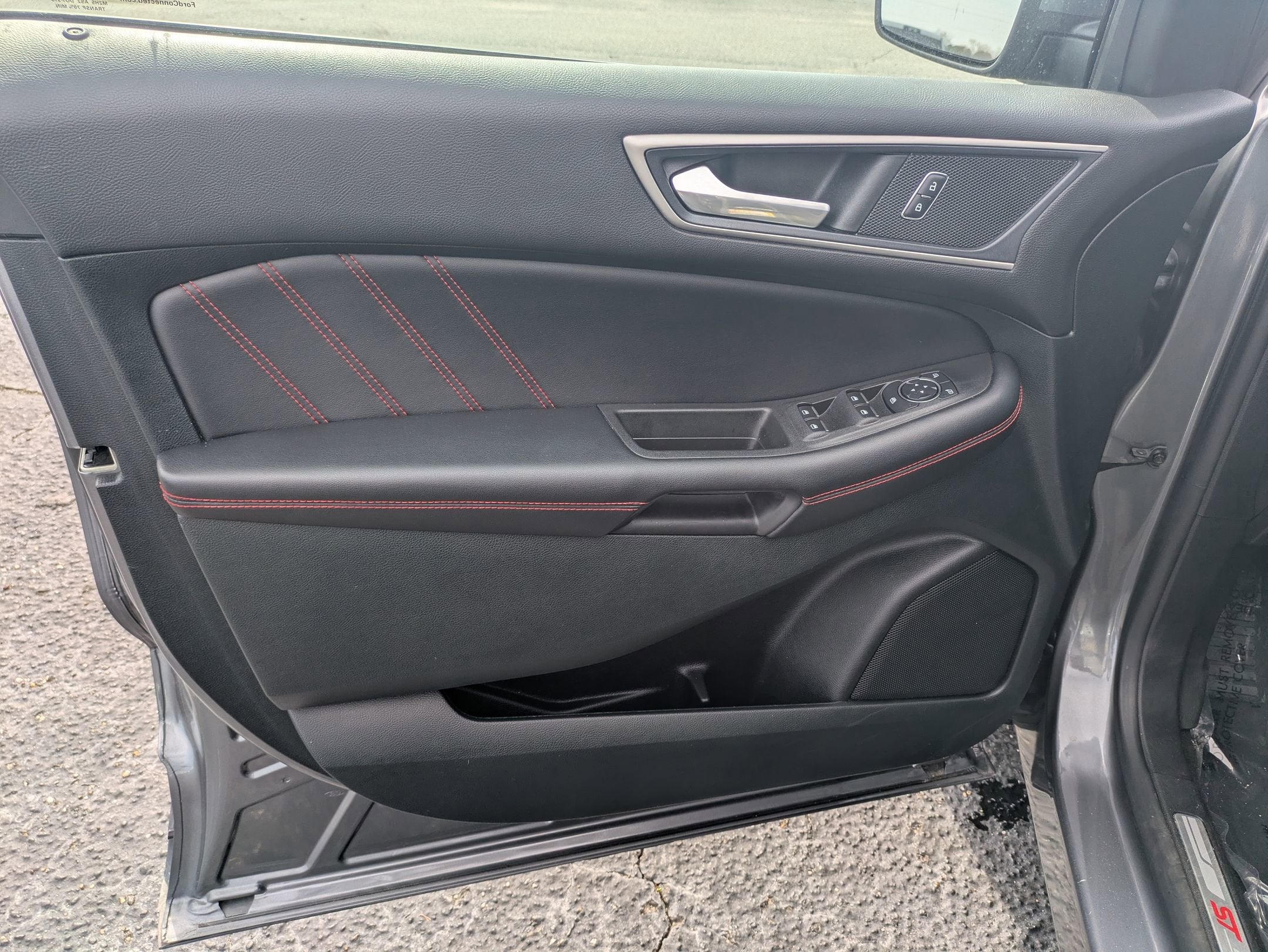 2022 Ford Edge ST Line