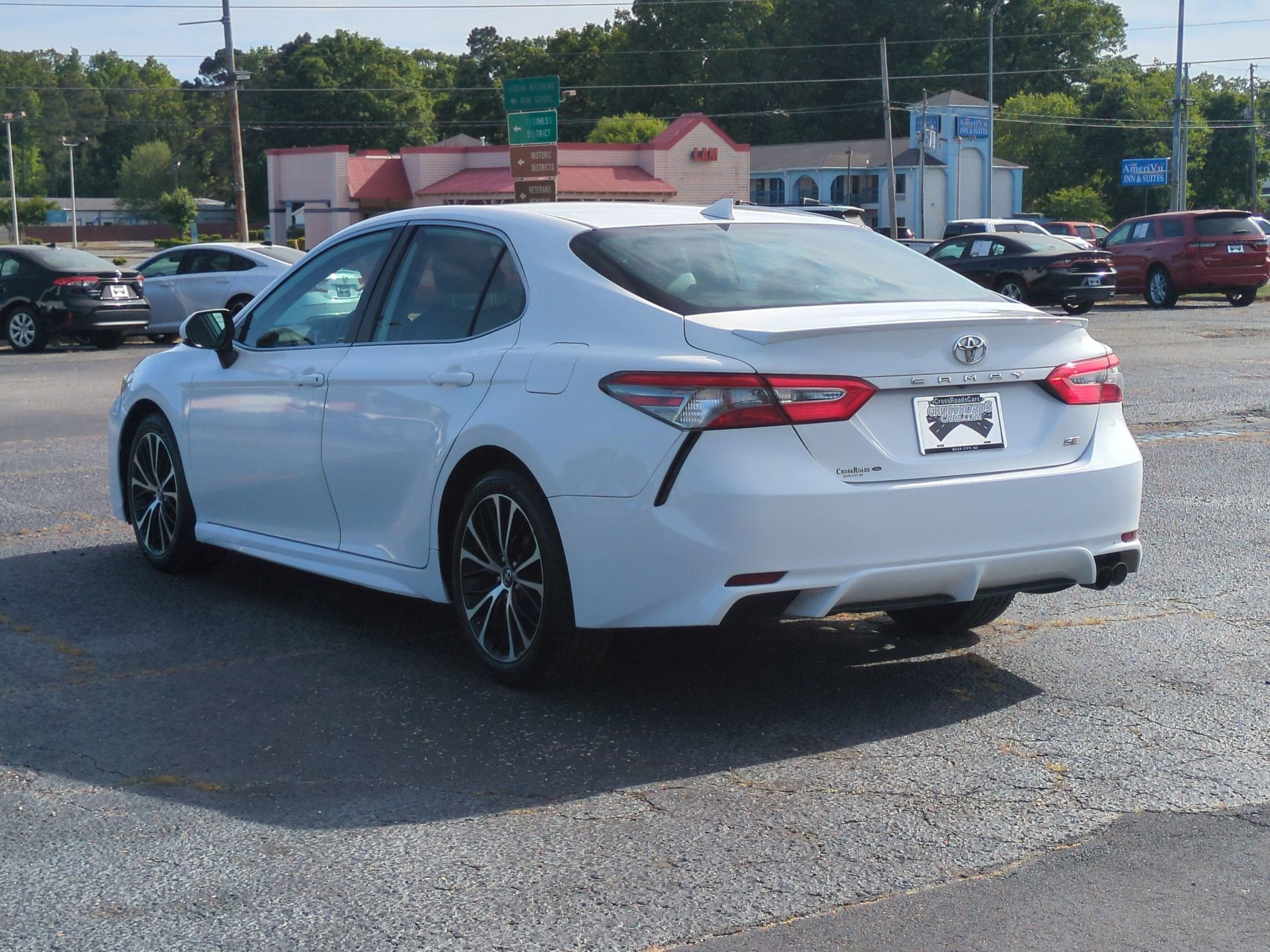 2019 Toyota Camry SE