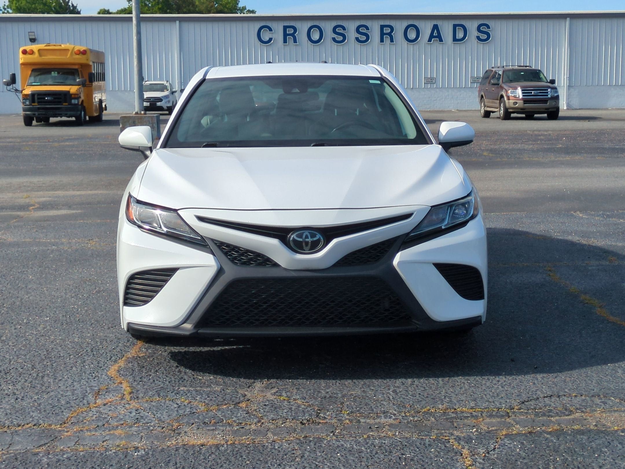2019 Toyota Camry SE