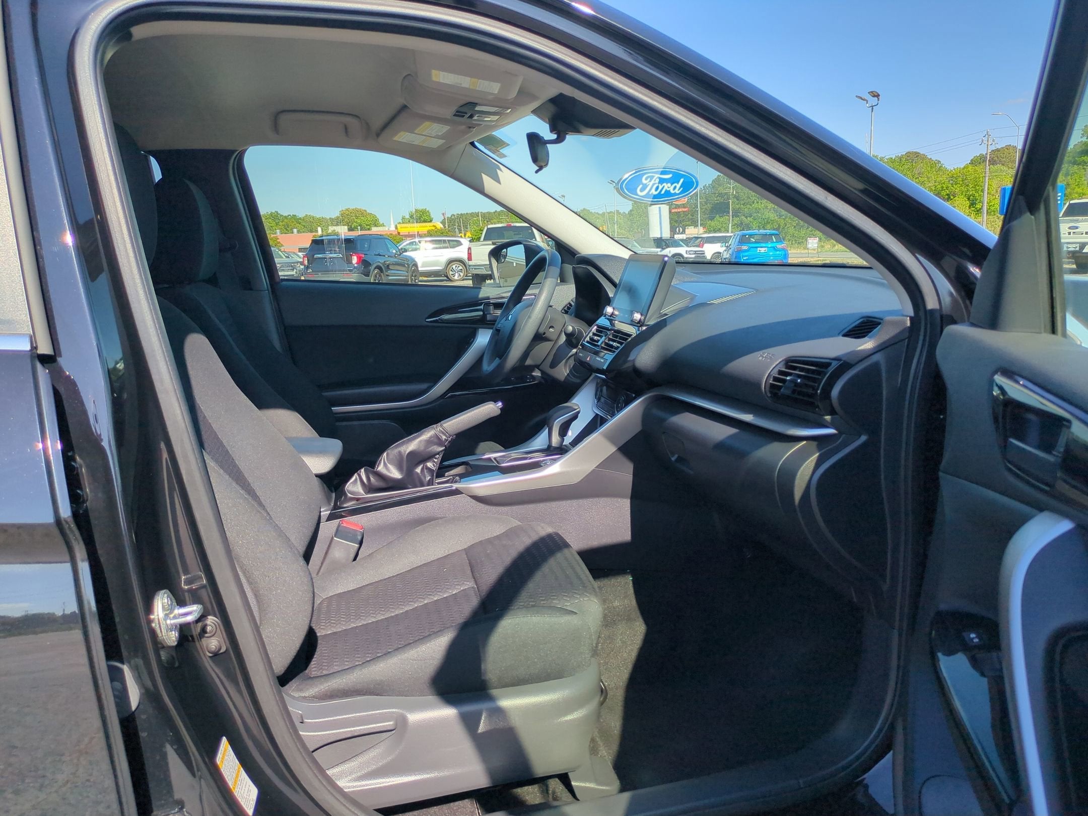 2024 Mitsubishi Eclipse Cross Base