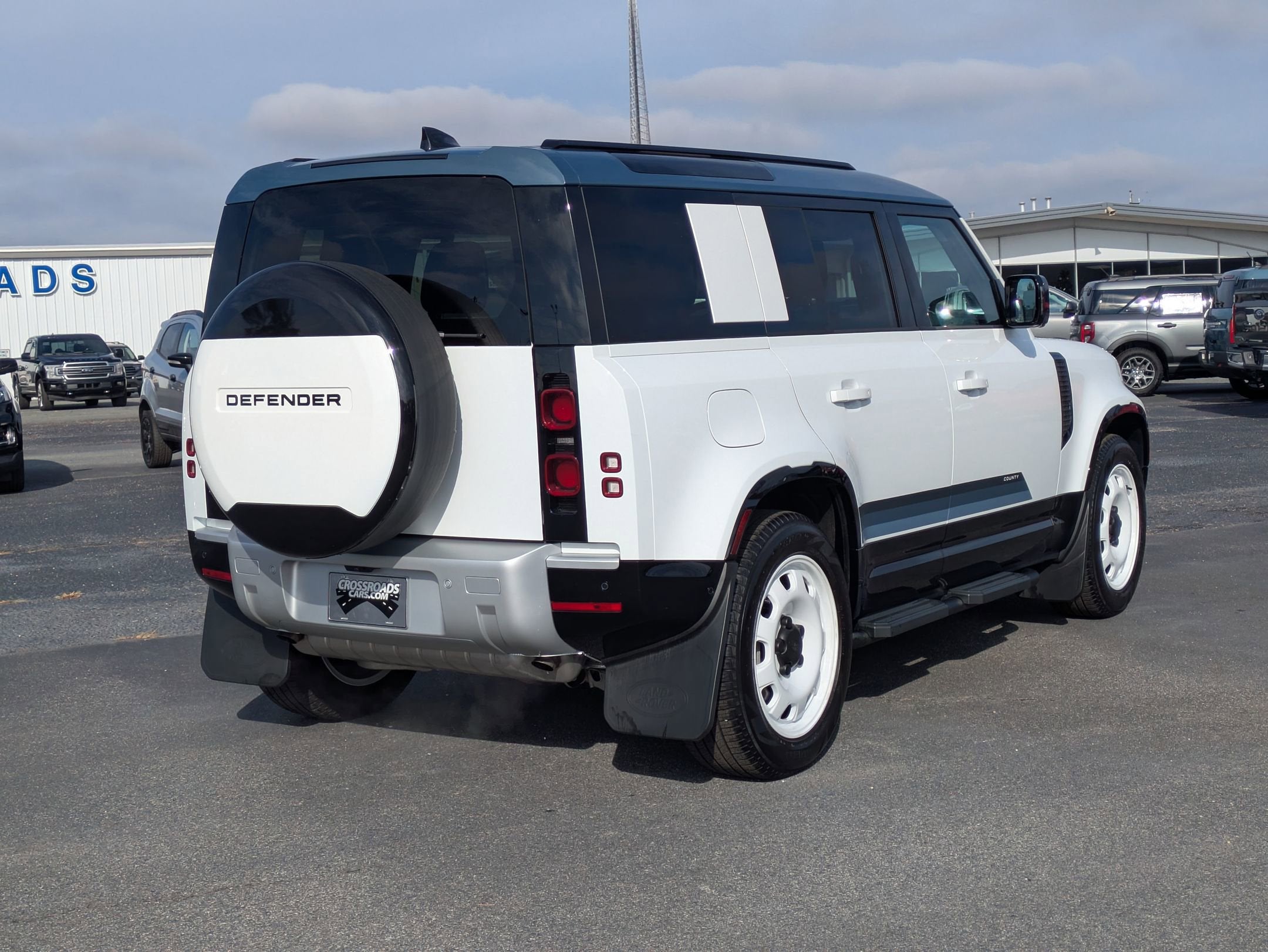 2025 Land Rover Defender S