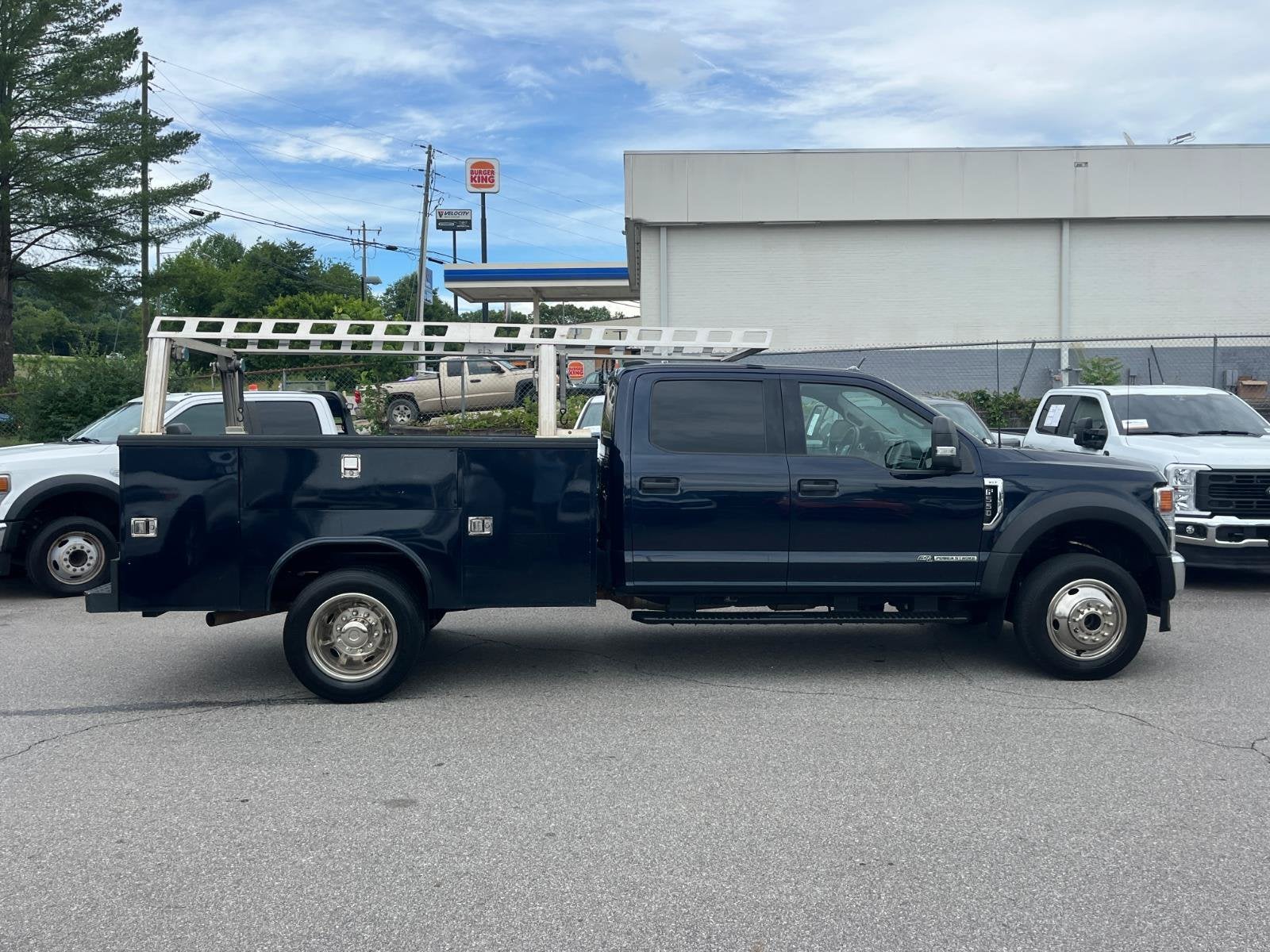 2022 Ford Super Duty F-550 DRW XLT