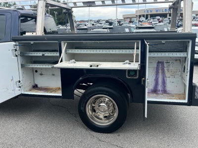 2022 Ford Super Duty F-550 DRW XLT