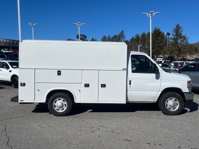 2026 Ford E-Series Cutaway E-350 SD
