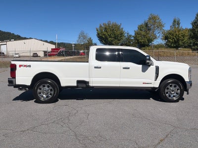 2026 Ford Super Duty F-350 SRW LARIAT