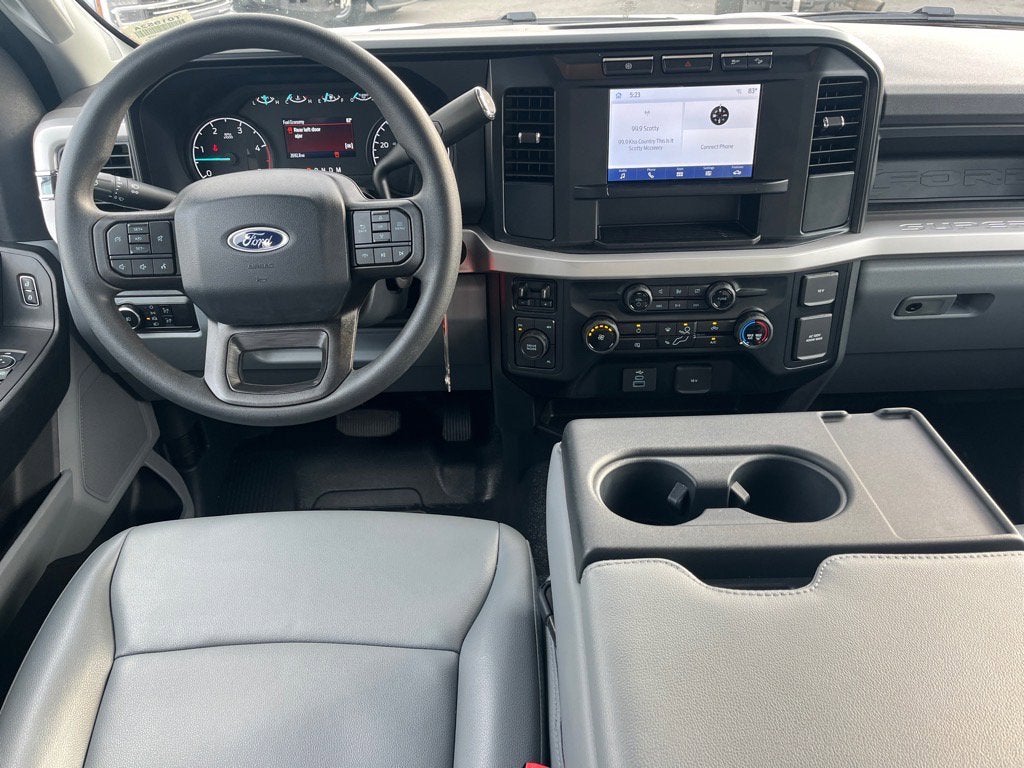 2024 Ford Super Duty F-350 DRW XL