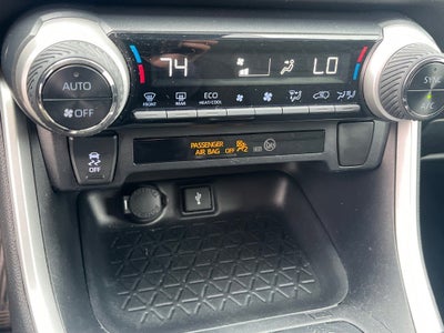 2020 Toyota RAV4 Hybrid XLE