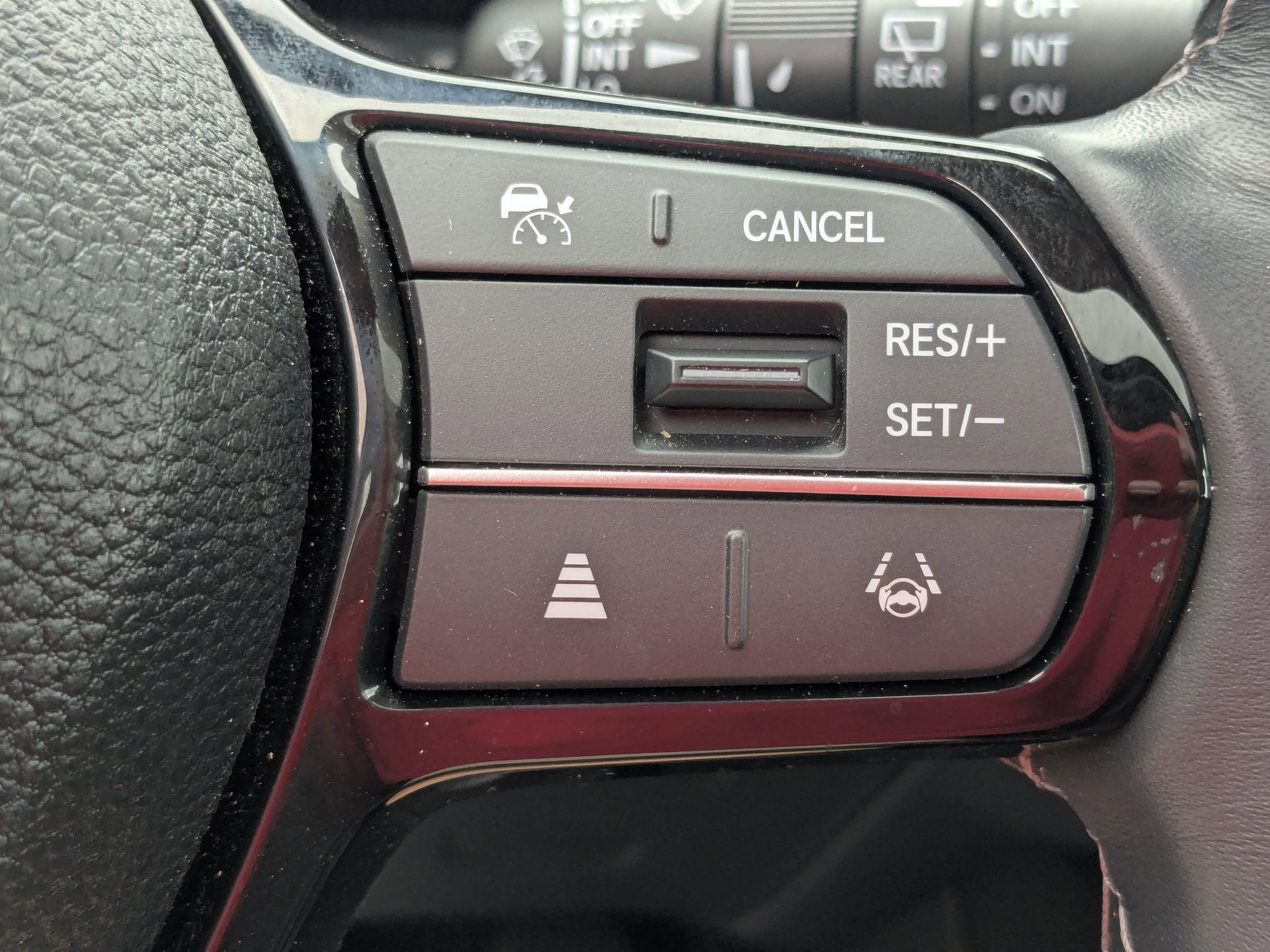 2024 Honda Civic Hatchback EX-L