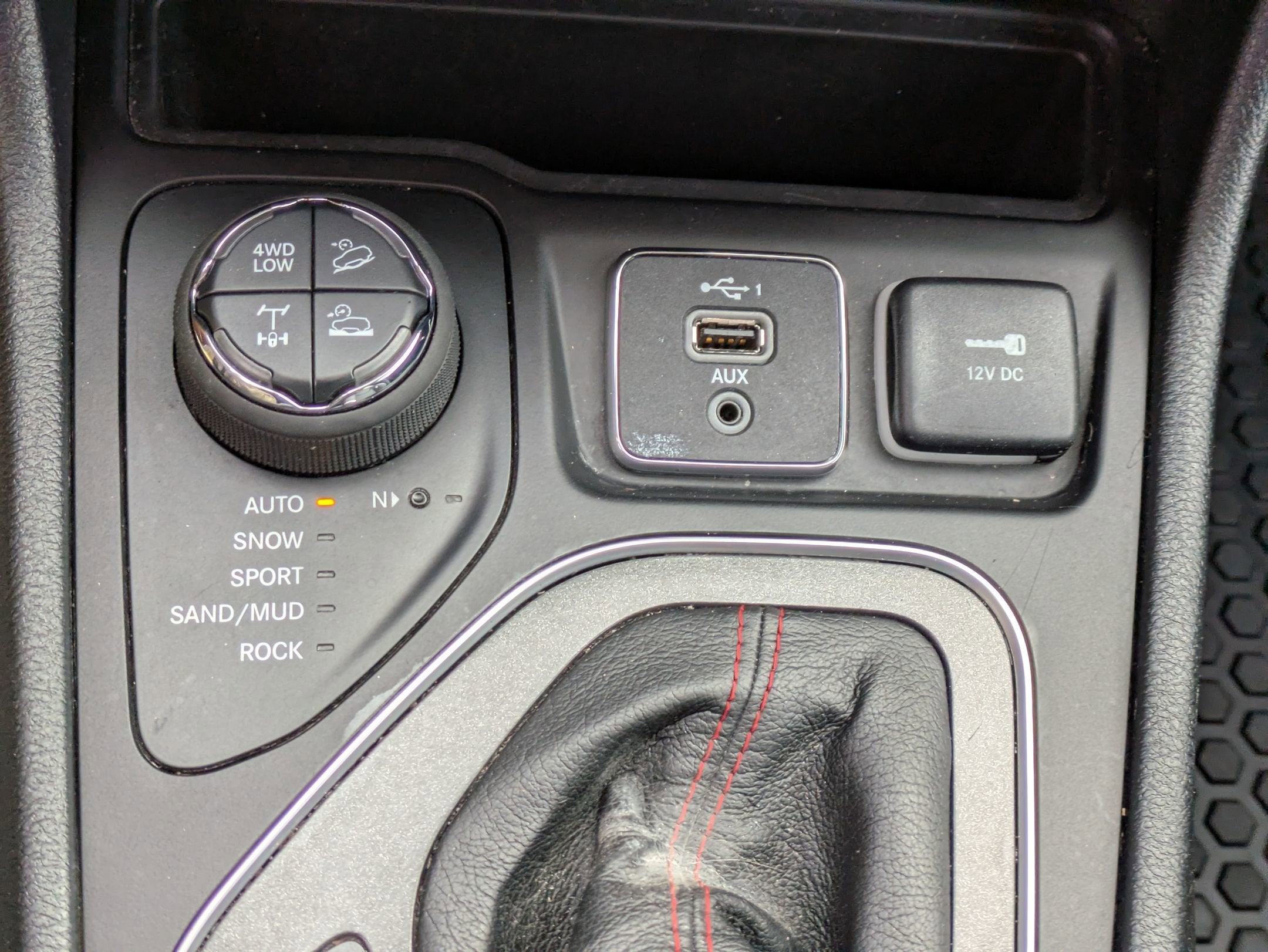 2022 Jeep Cherokee Trailhawk