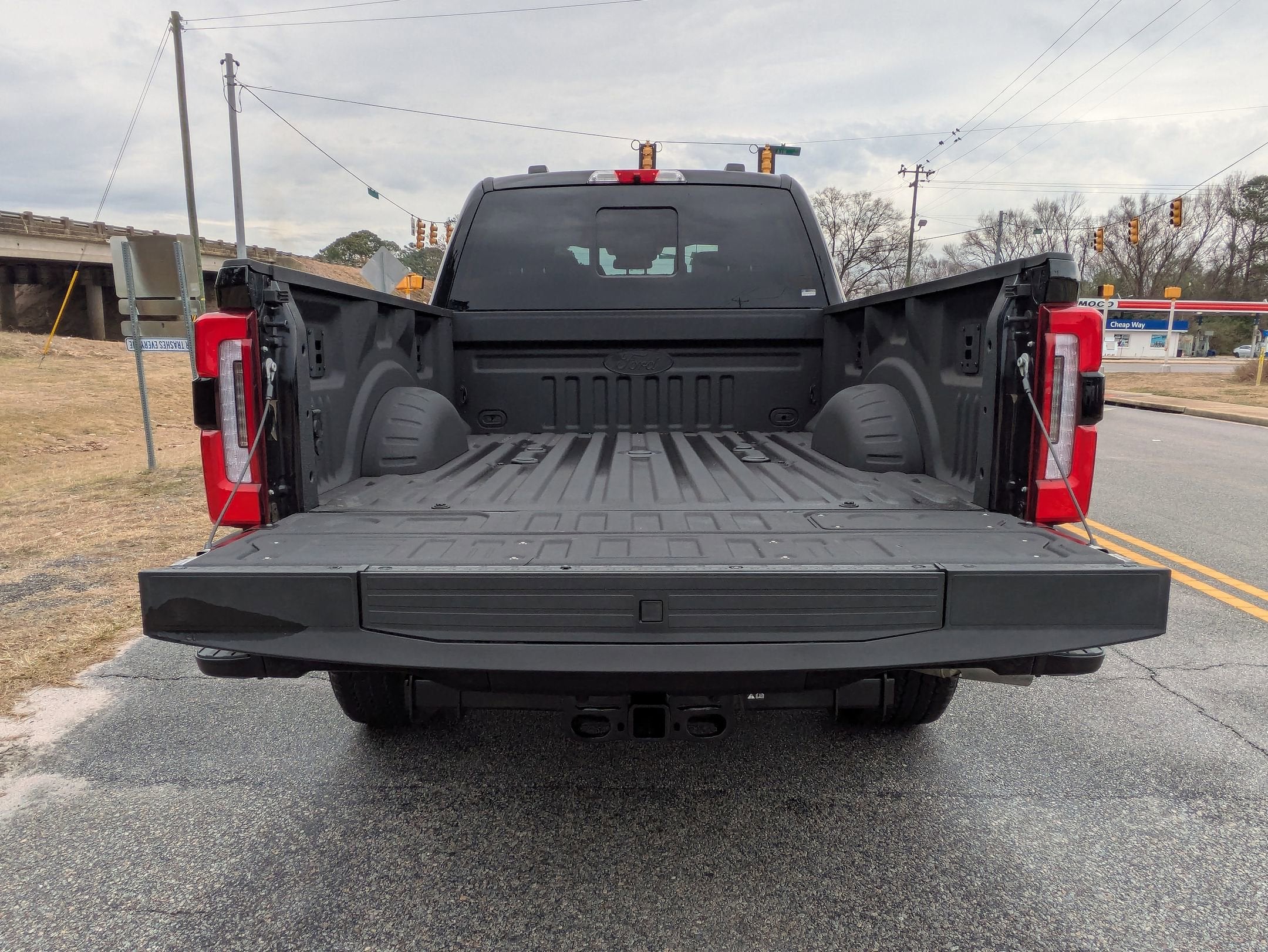 2025 Ford Super Duty F-250 SRW Platinum