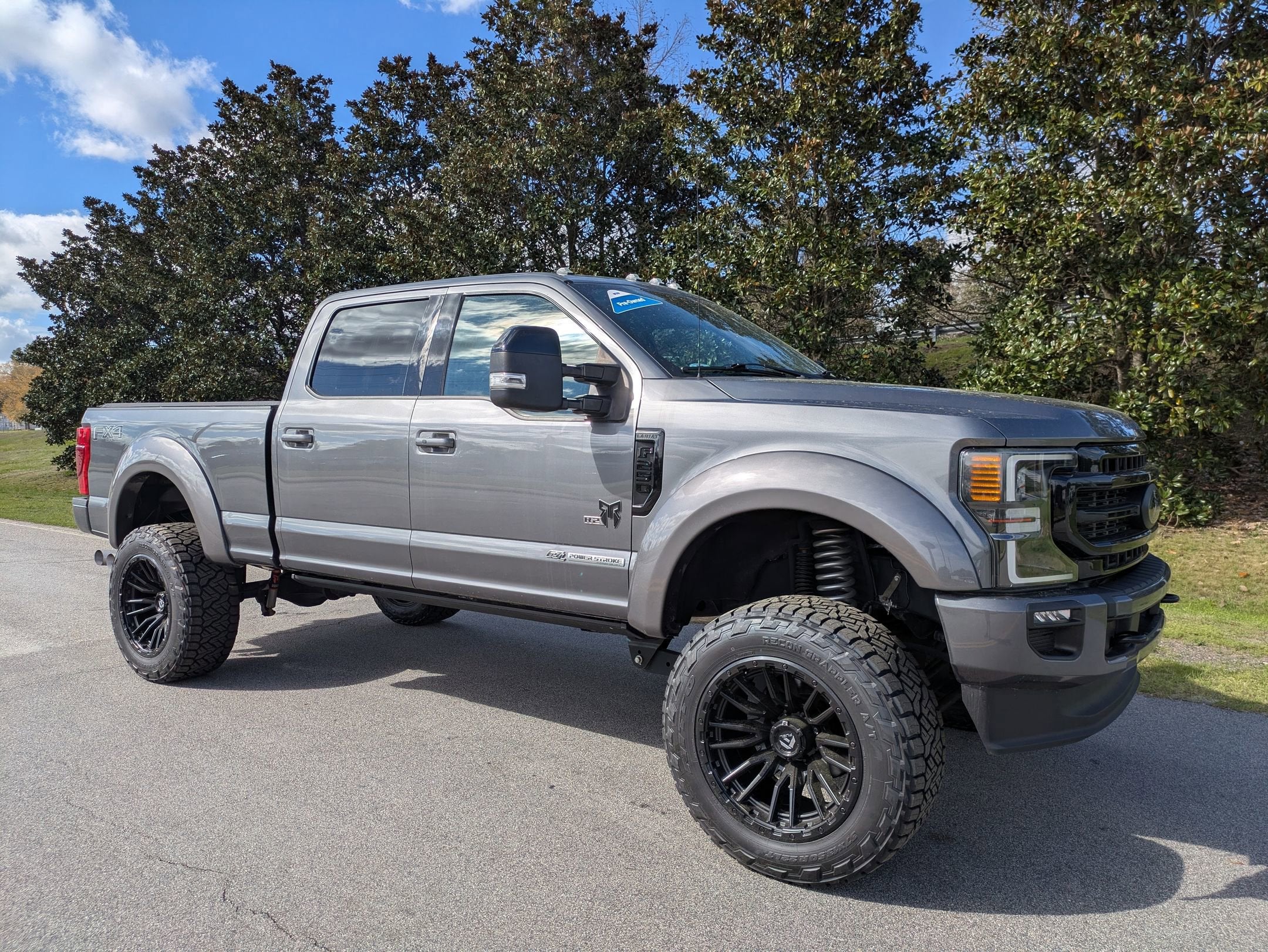 2021 Ford Super Duty F-250 SRW LARIAT