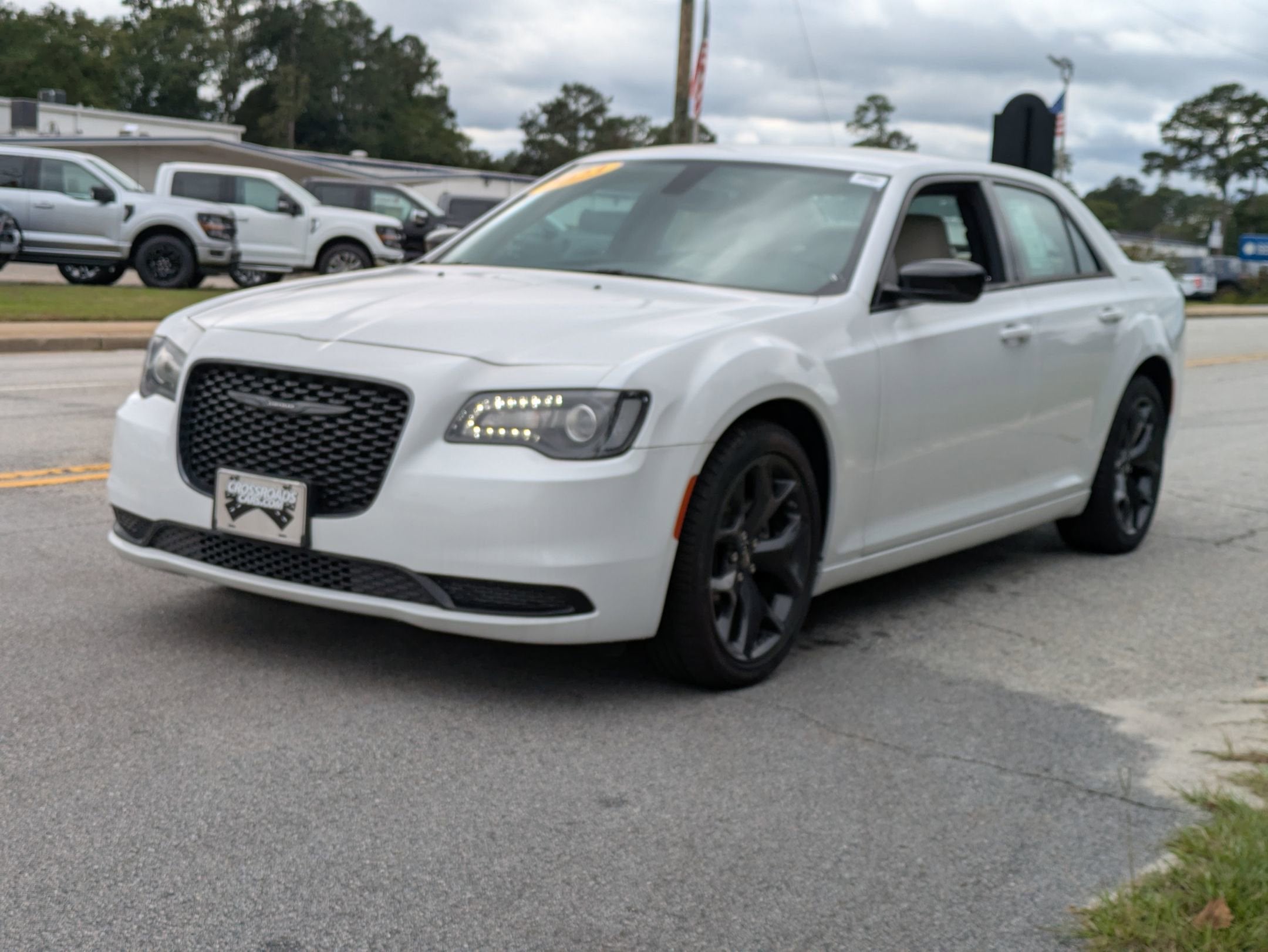 2023 Chrysler 300 Touring
