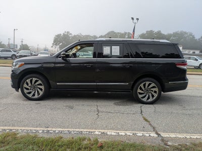 2023 Lincoln Navigator L Reserve