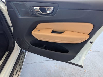 2022 Volvo XC60 Inscription