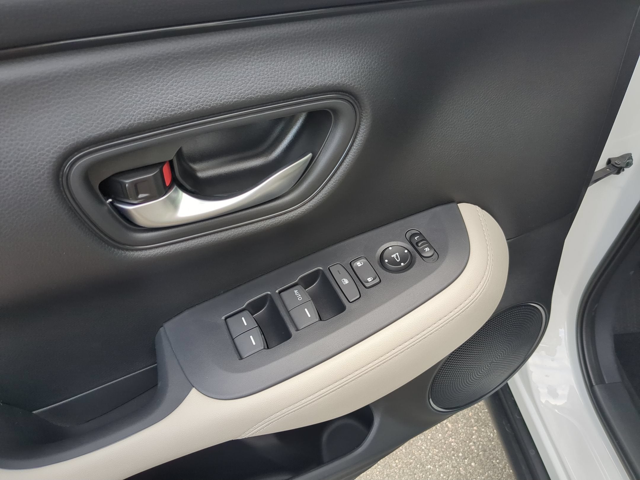 2027 Honda HR-V LX