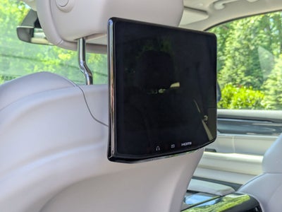 2023 Jeep Wagoneer Base