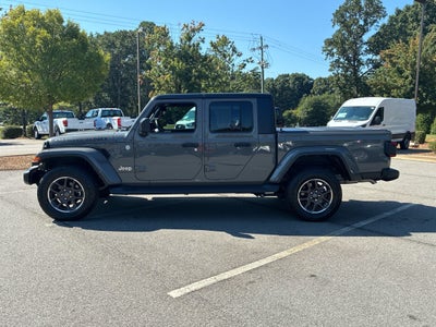 2022 Jeep Gladiator Overland