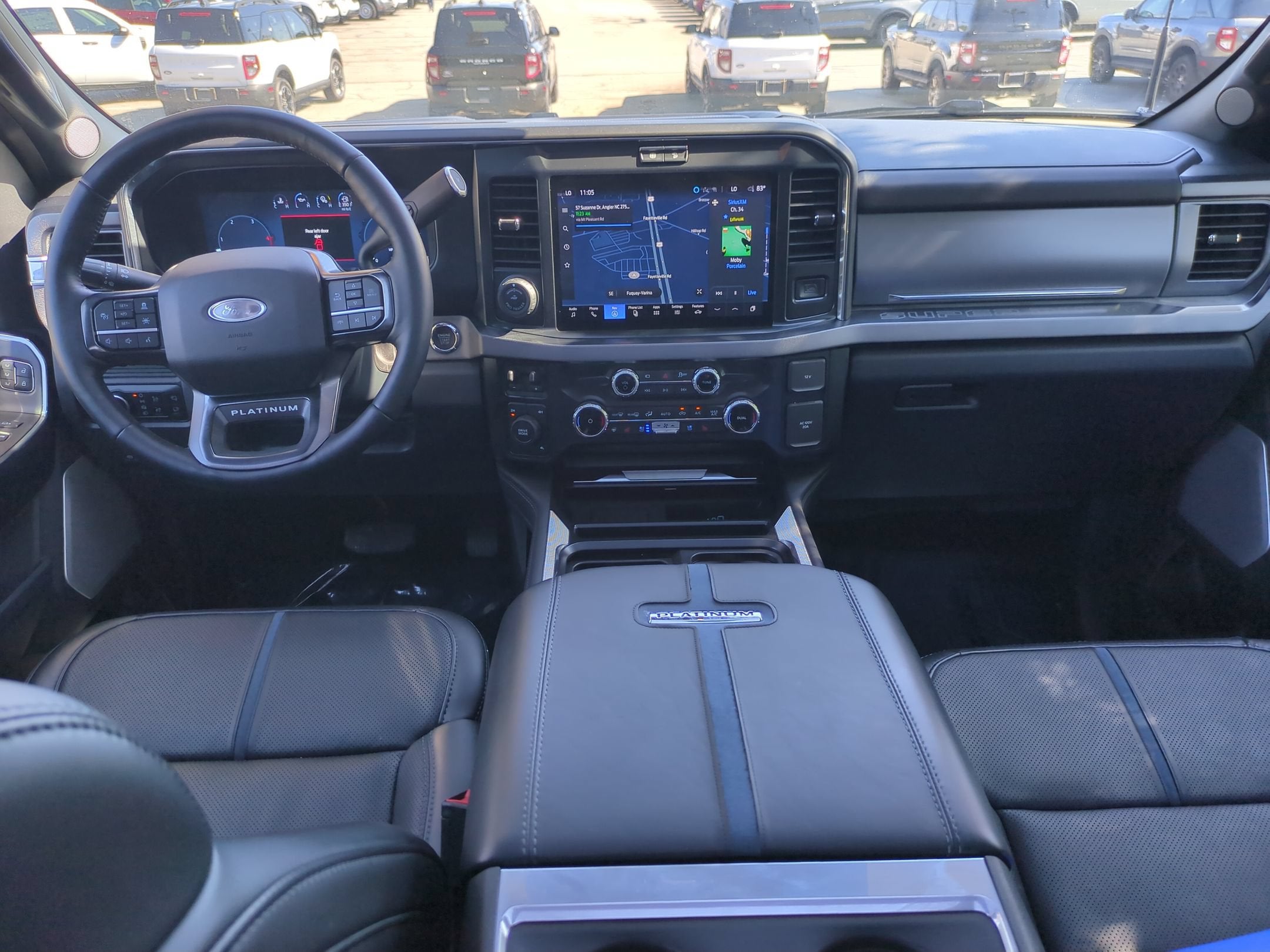 2025 Ford Super Duty F-350 DRW Platinum