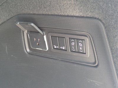 2023 Cadillac Escalade 4WD Premium Luxury