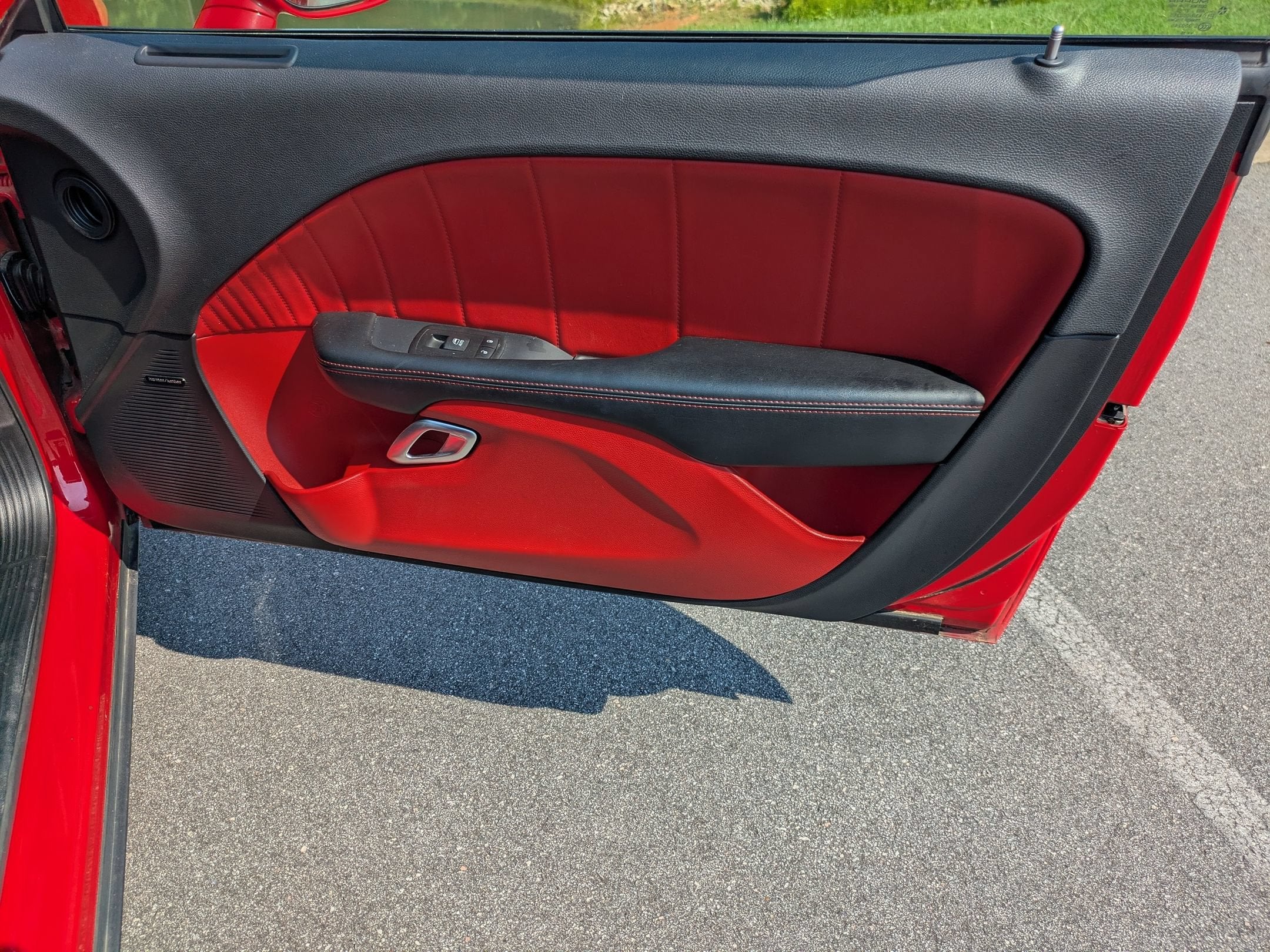 2016 Dodge Challenger R/T Plus Shaker