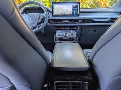 2021 Lincoln Nautilus Reserve