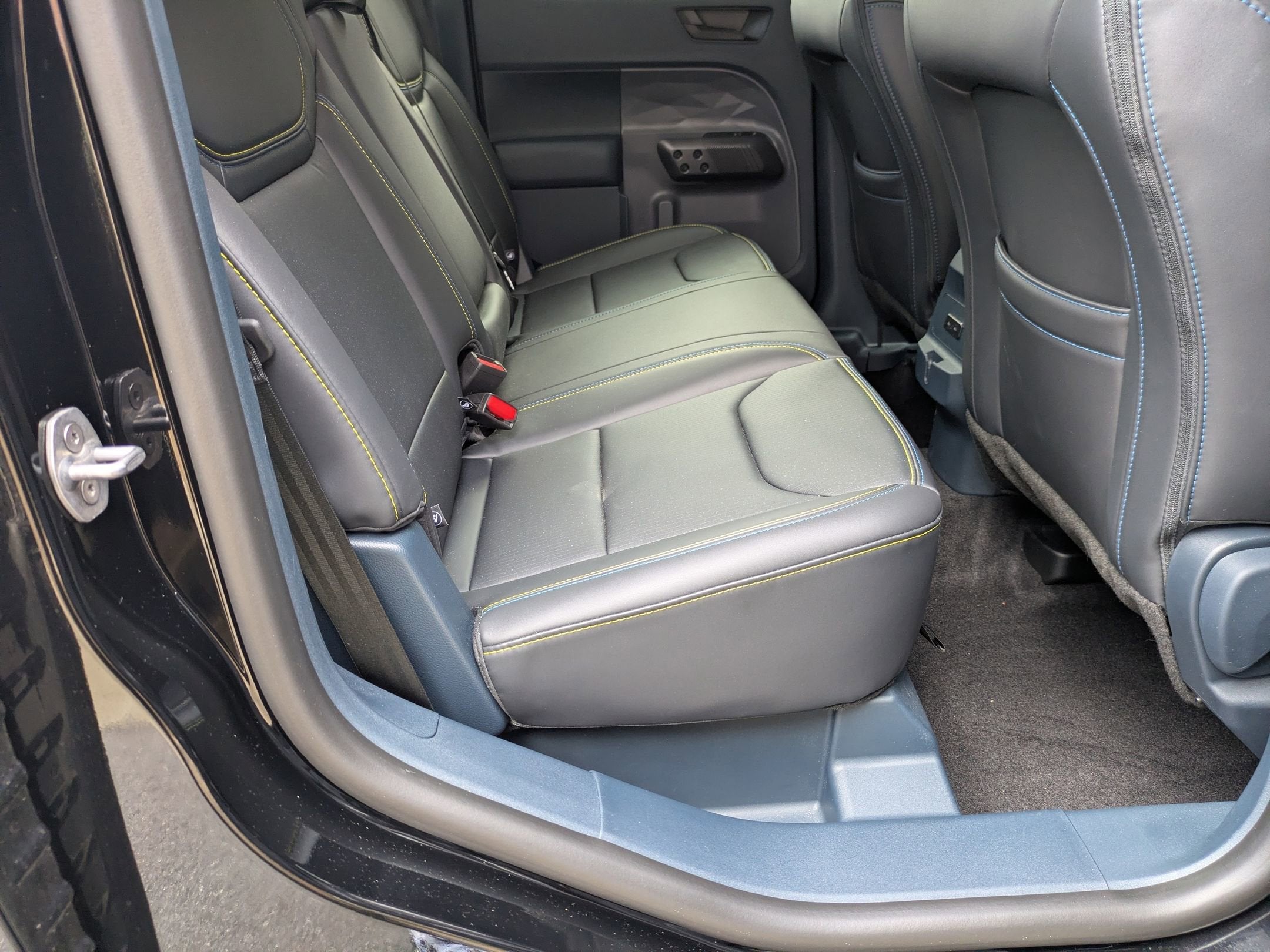 2025 Ford Maverick Lobo Standard