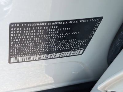 2024 Volkswagen Tiguan SE R-Line Black