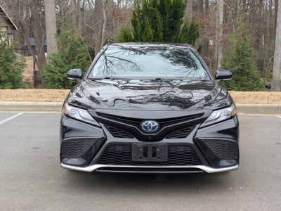 2021 Toyota Camry Hybrid XSE