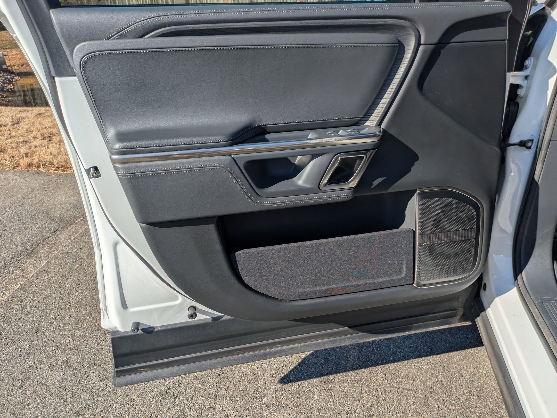 2023 Rivian R1S Launch Edition