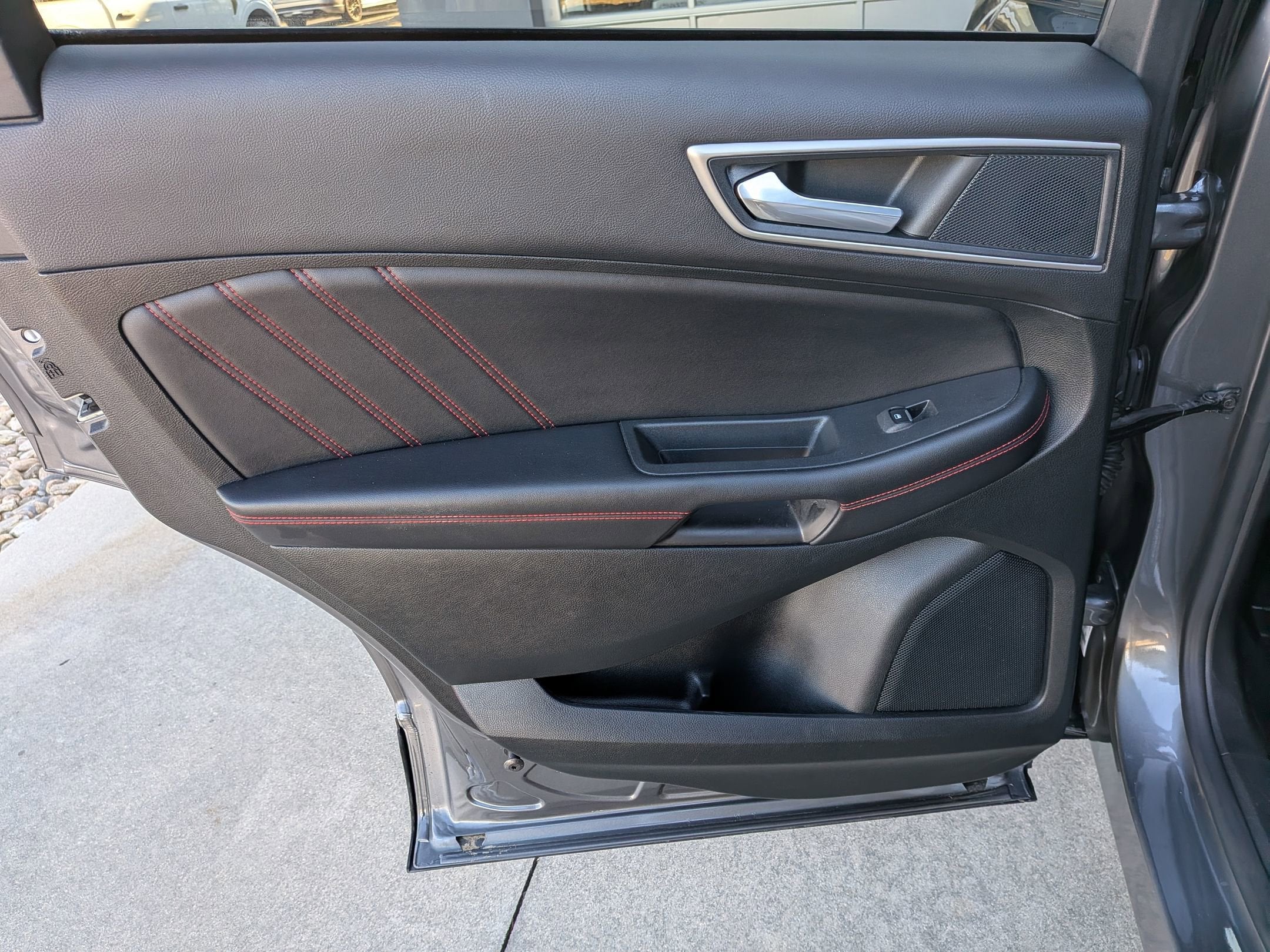 2022 Ford Edge ST Line