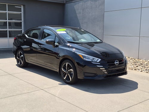2025 Nissan Versa SR