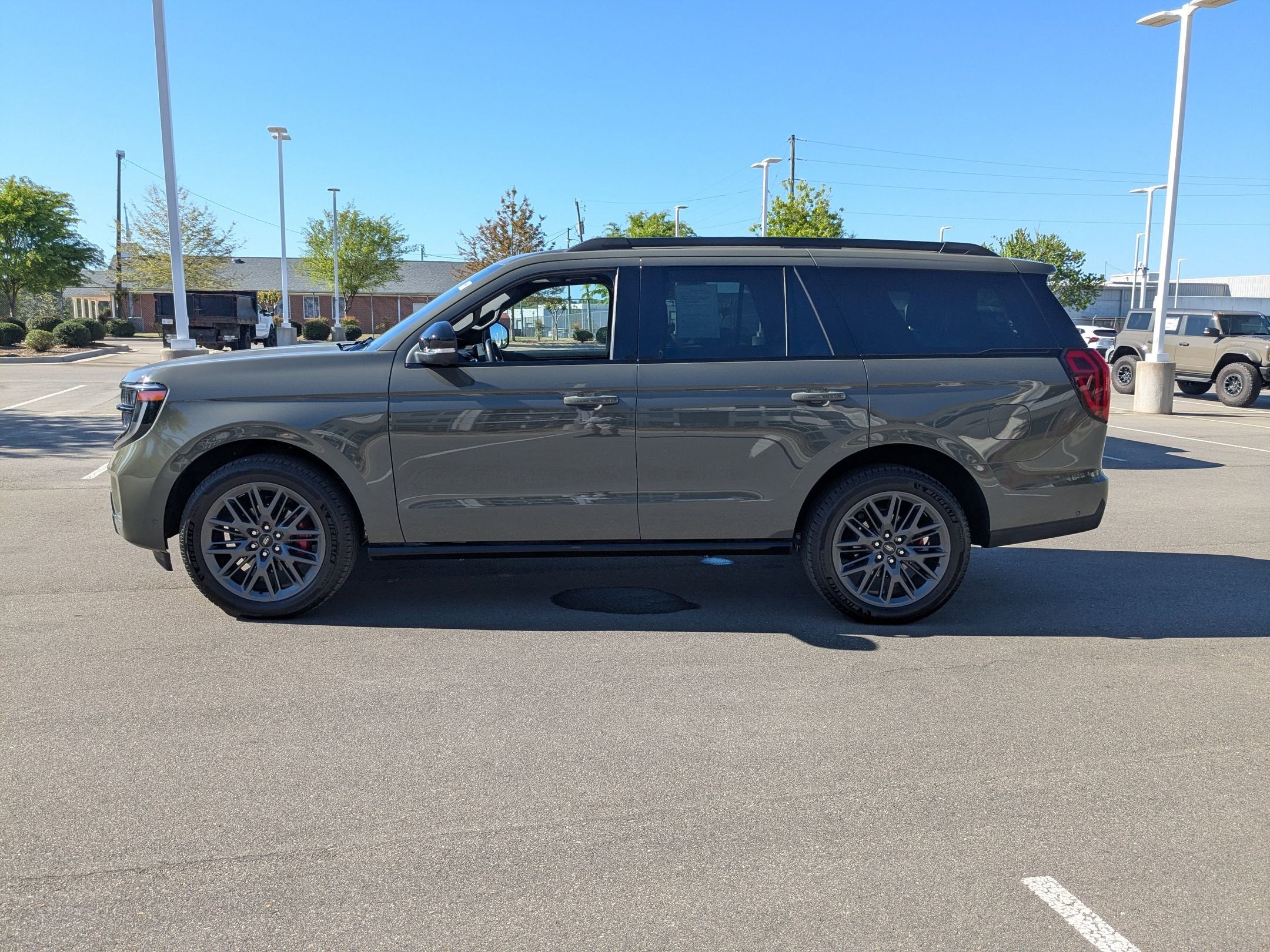 2025 Ford Expedition Platinum