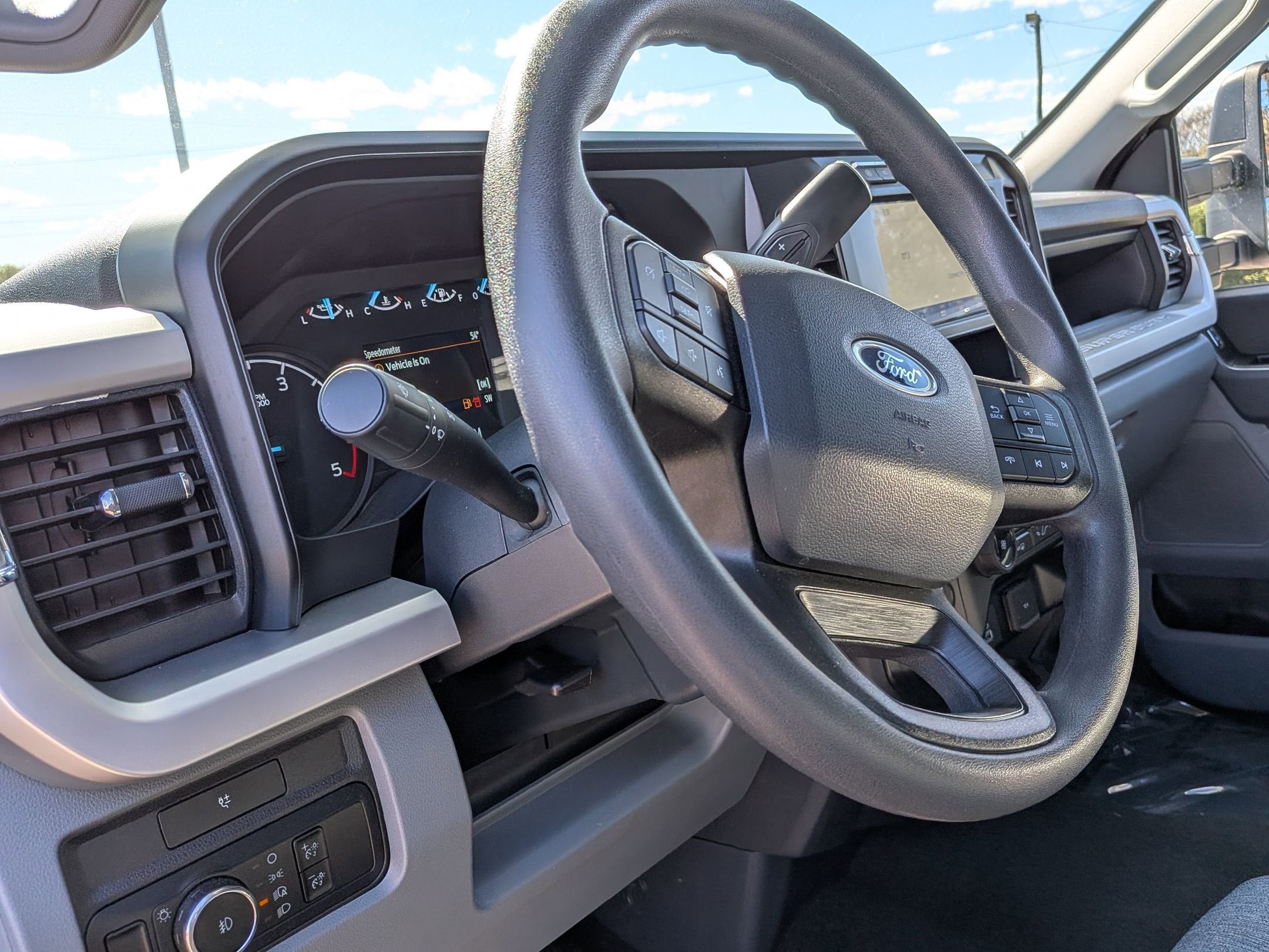 2024 Ford Super Duty F-350 SRW XL