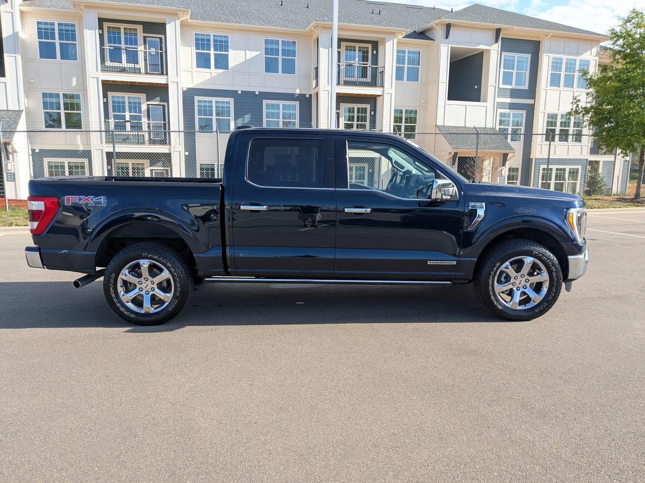 2022 Ford F-150 LARIAT