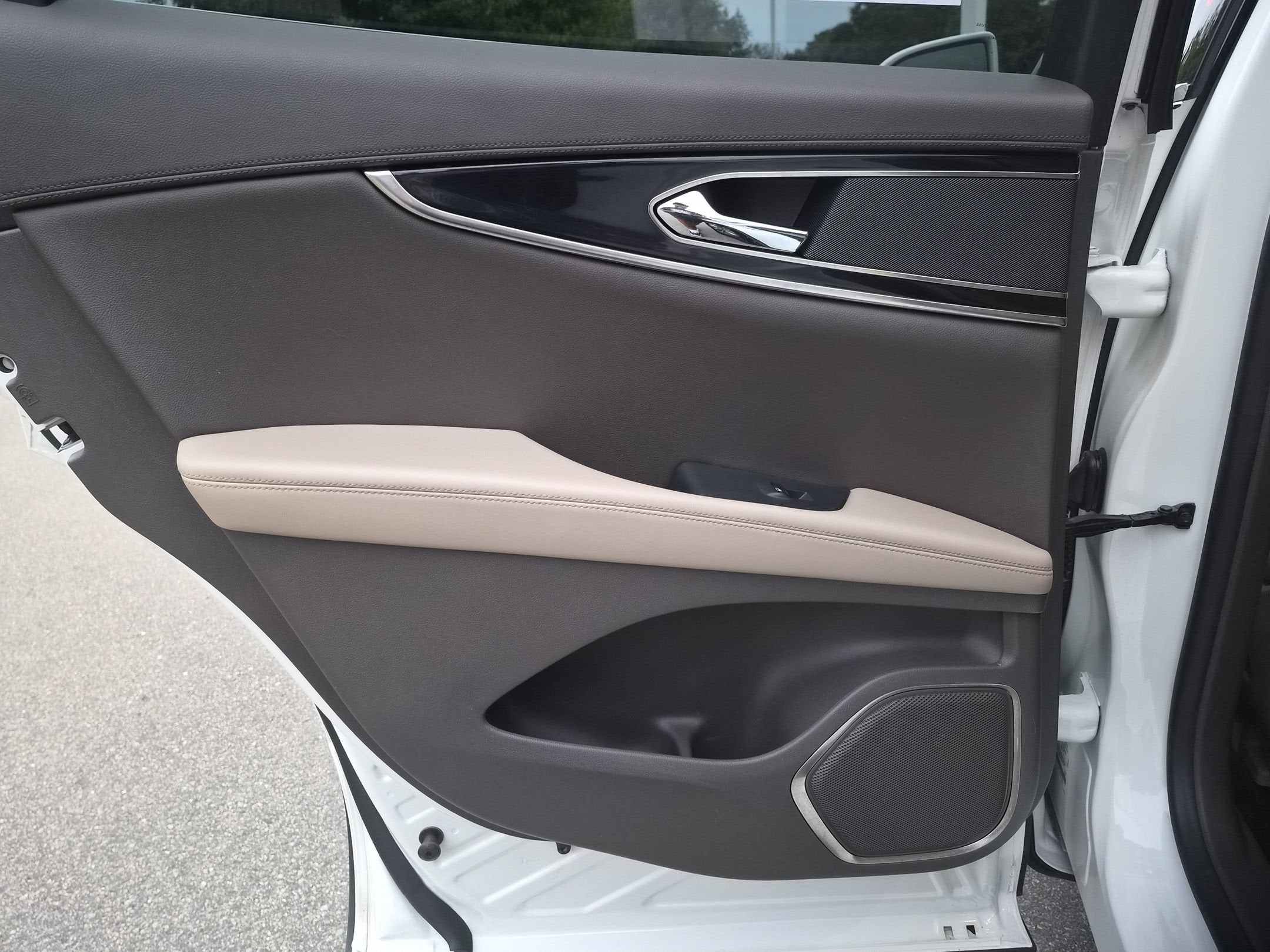 2021 Lincoln Nautilus Standard
