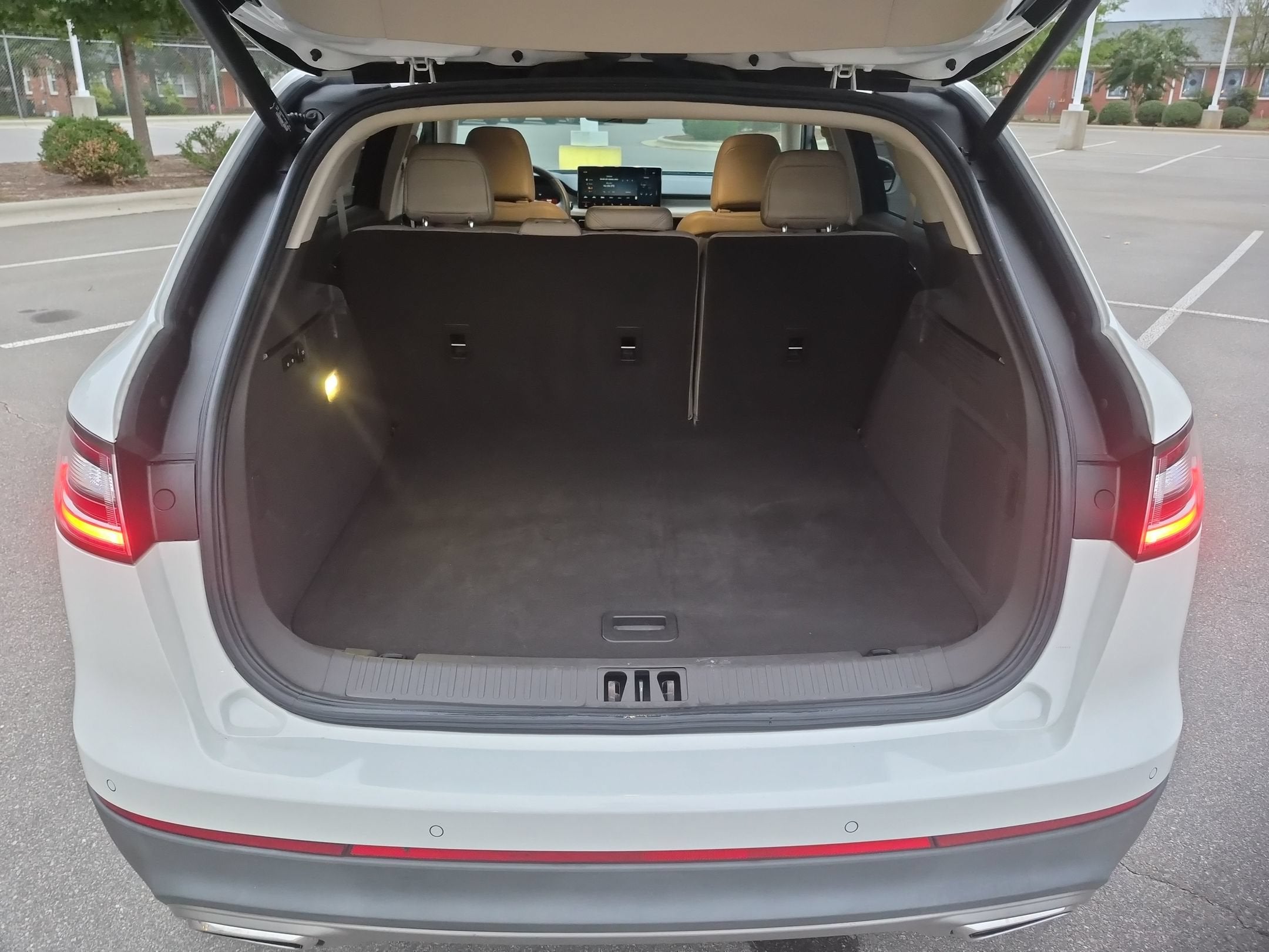 2021 Lincoln Nautilus Standard