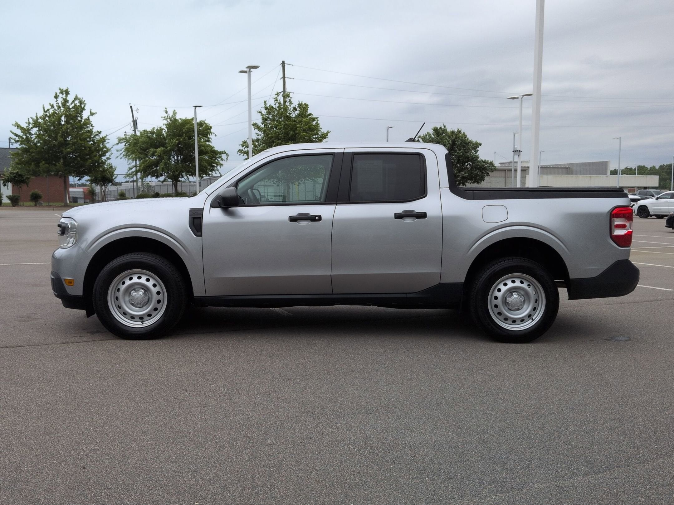 2023 Ford Maverick XL