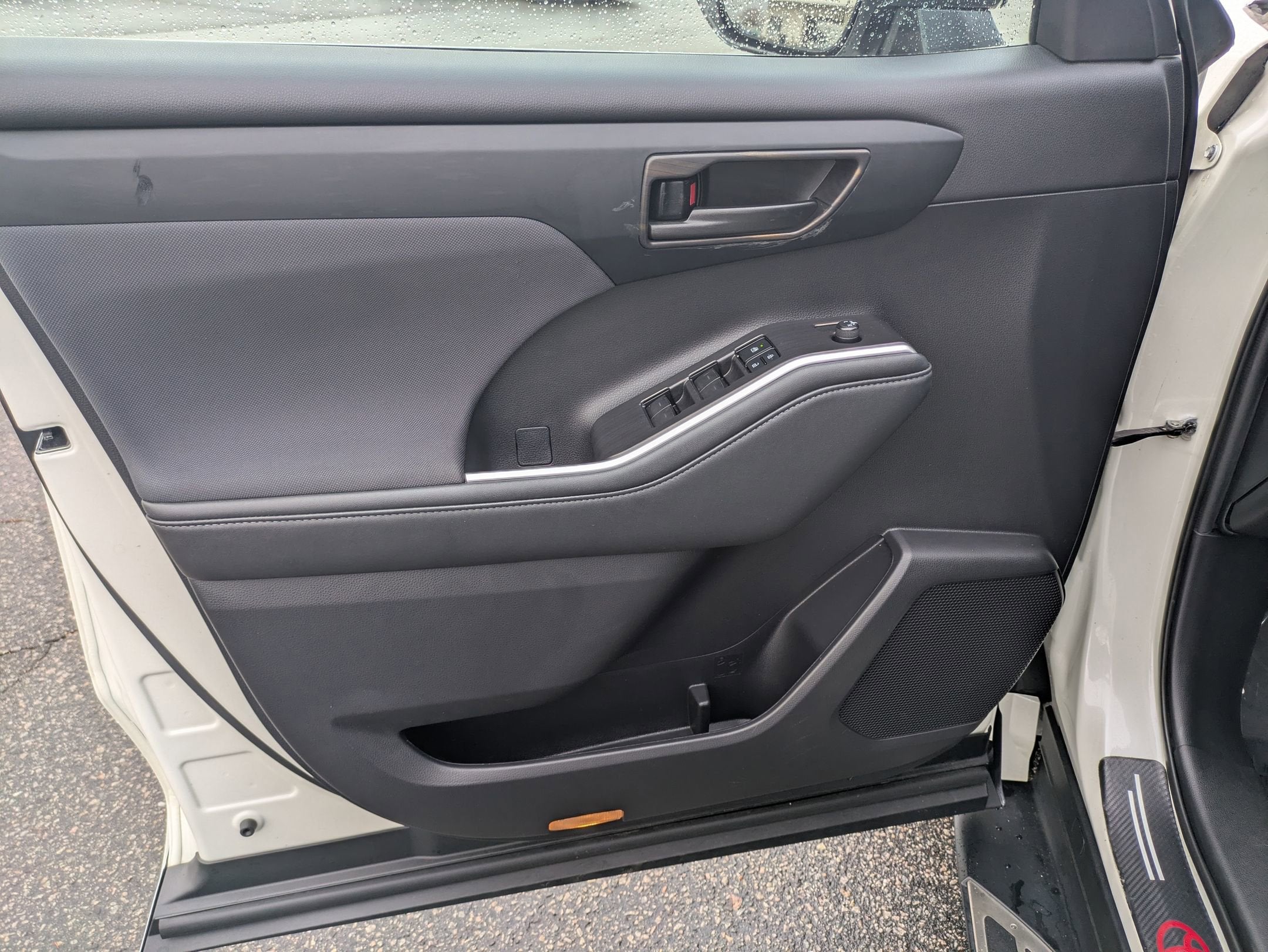 2021 Toyota Highlander L