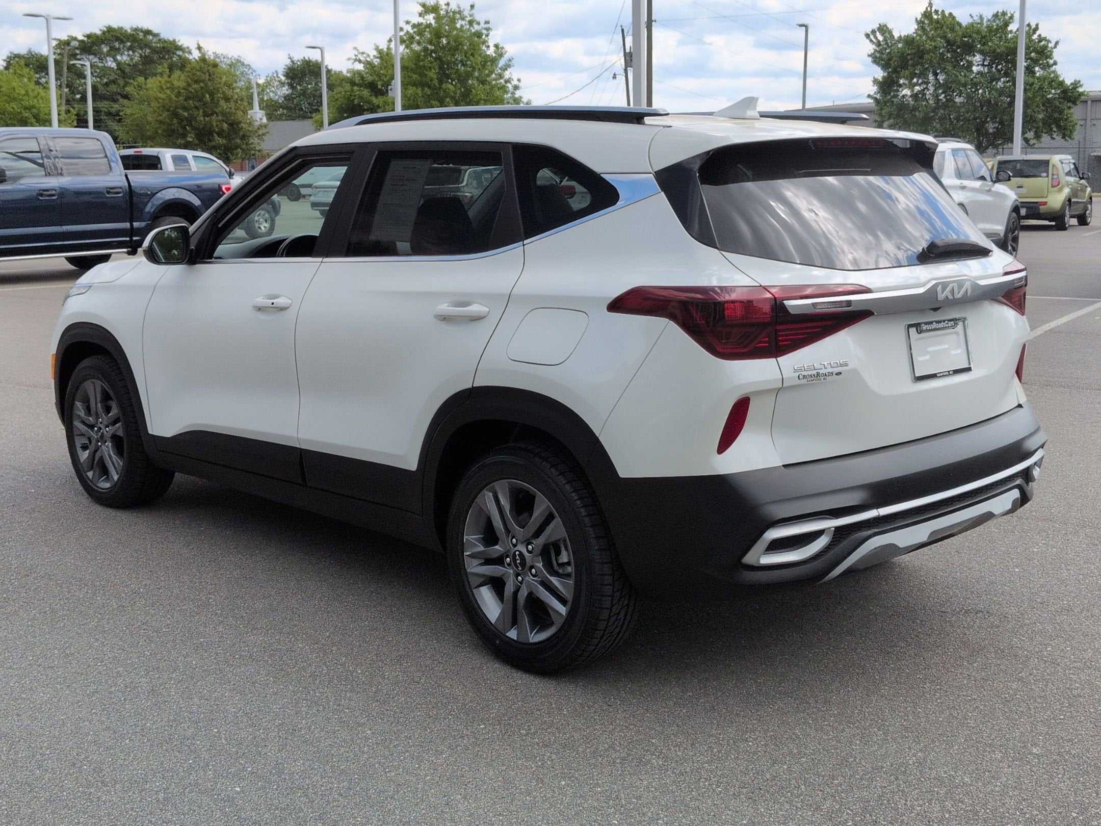 2023 Kia Seltos S