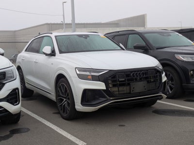 2020 Audi Q8 Premium Plus