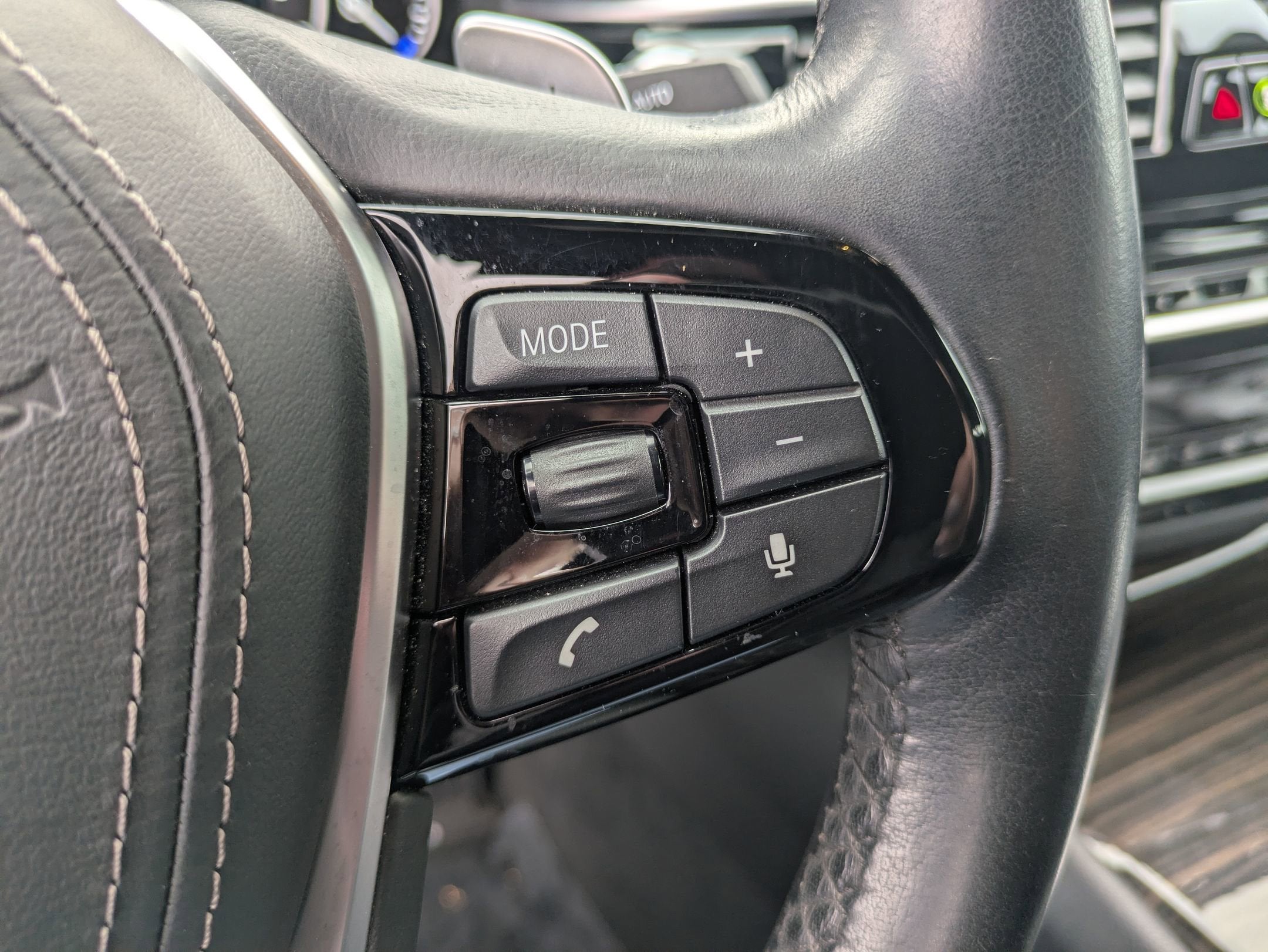 2019 BMW 5 Series 530i